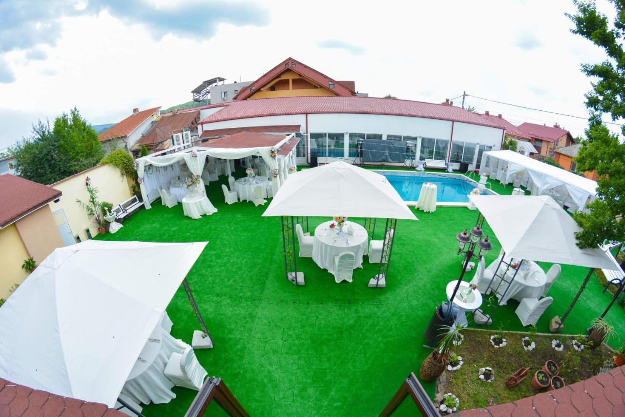 Pensiune Valentina Hotel Râmnicu Vâlcea Buitenkant foto