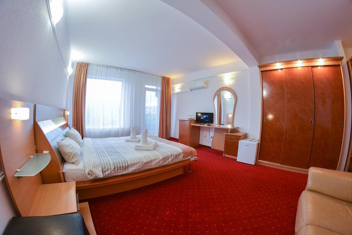 Pensiune Valentina Hotel Râmnicu Vâlcea Buitenkant foto