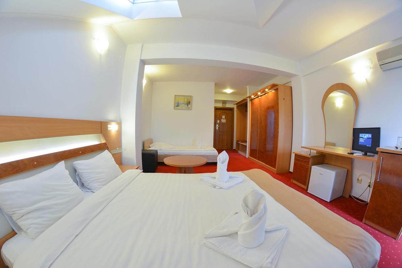 Pensiune Valentina Hotel Râmnicu Vâlcea Buitenkant foto