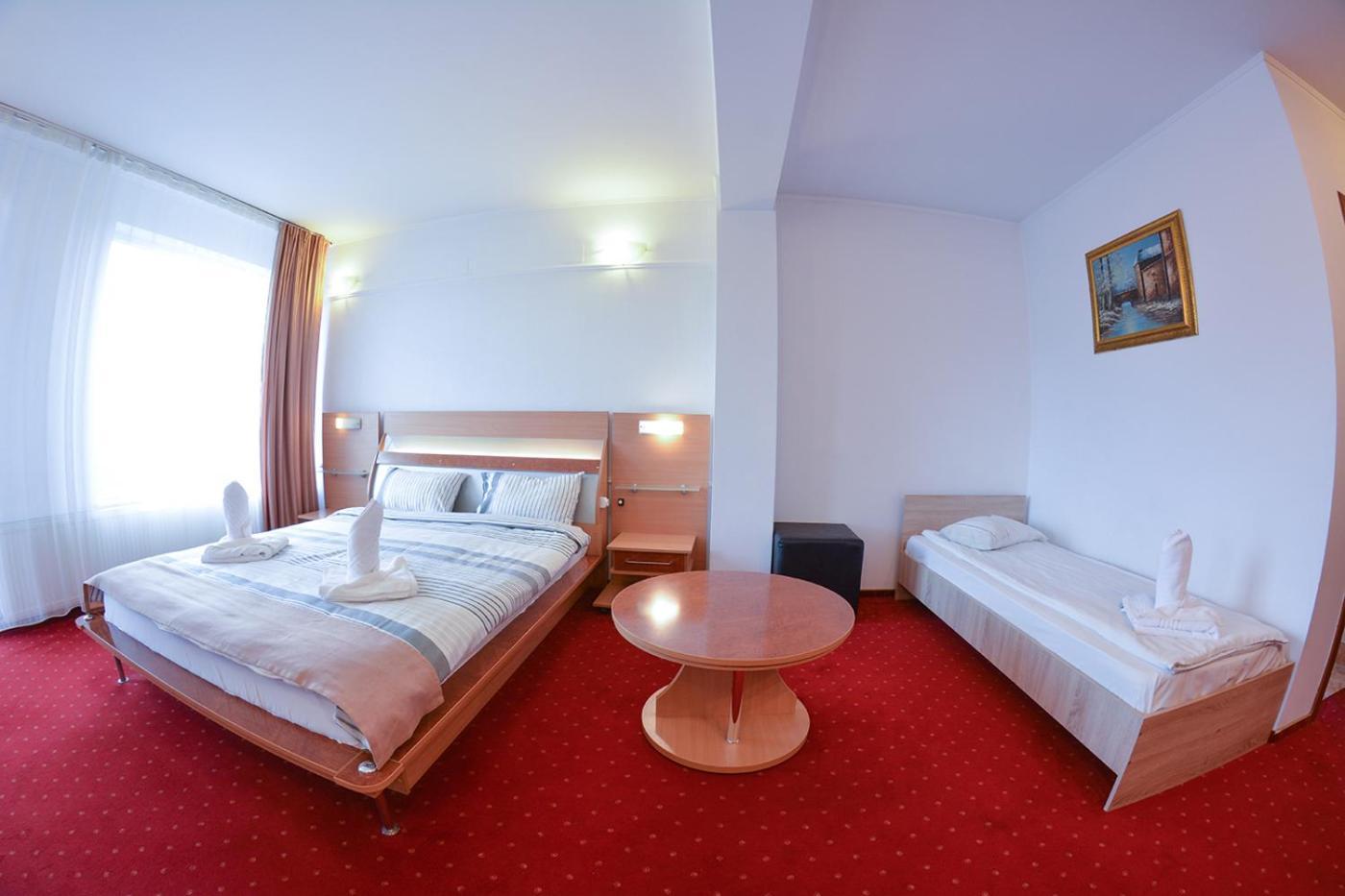 Pensiune Valentina Hotel Râmnicu Vâlcea Buitenkant foto