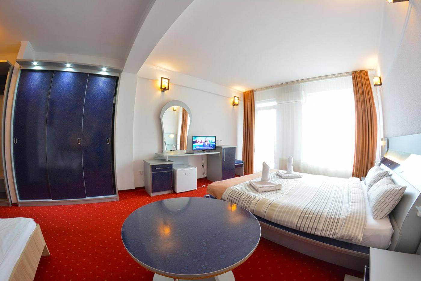 Pensiune Valentina Hotel Râmnicu Vâlcea Buitenkant foto