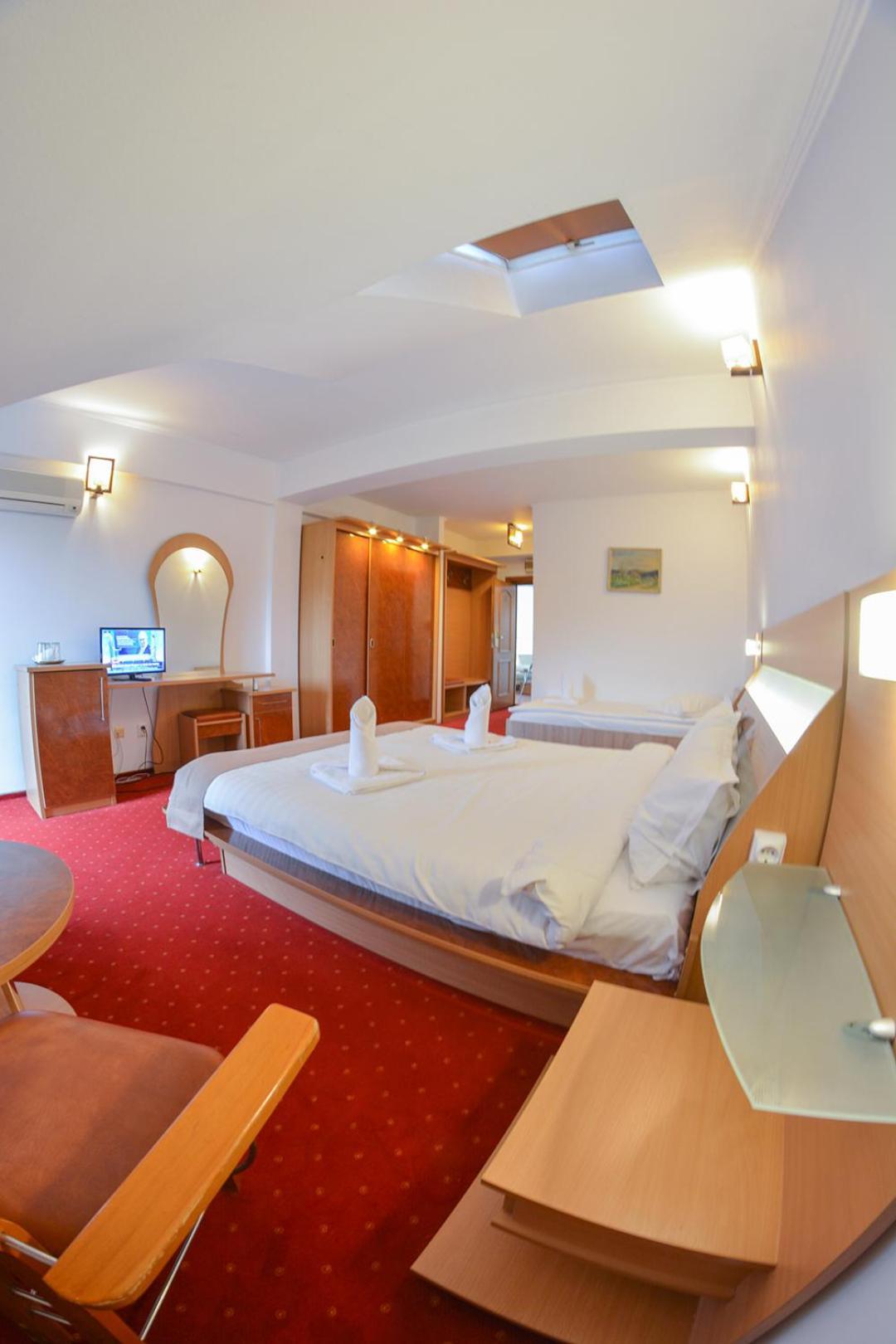 Pensiune Valentina Hotel Râmnicu Vâlcea Buitenkant foto