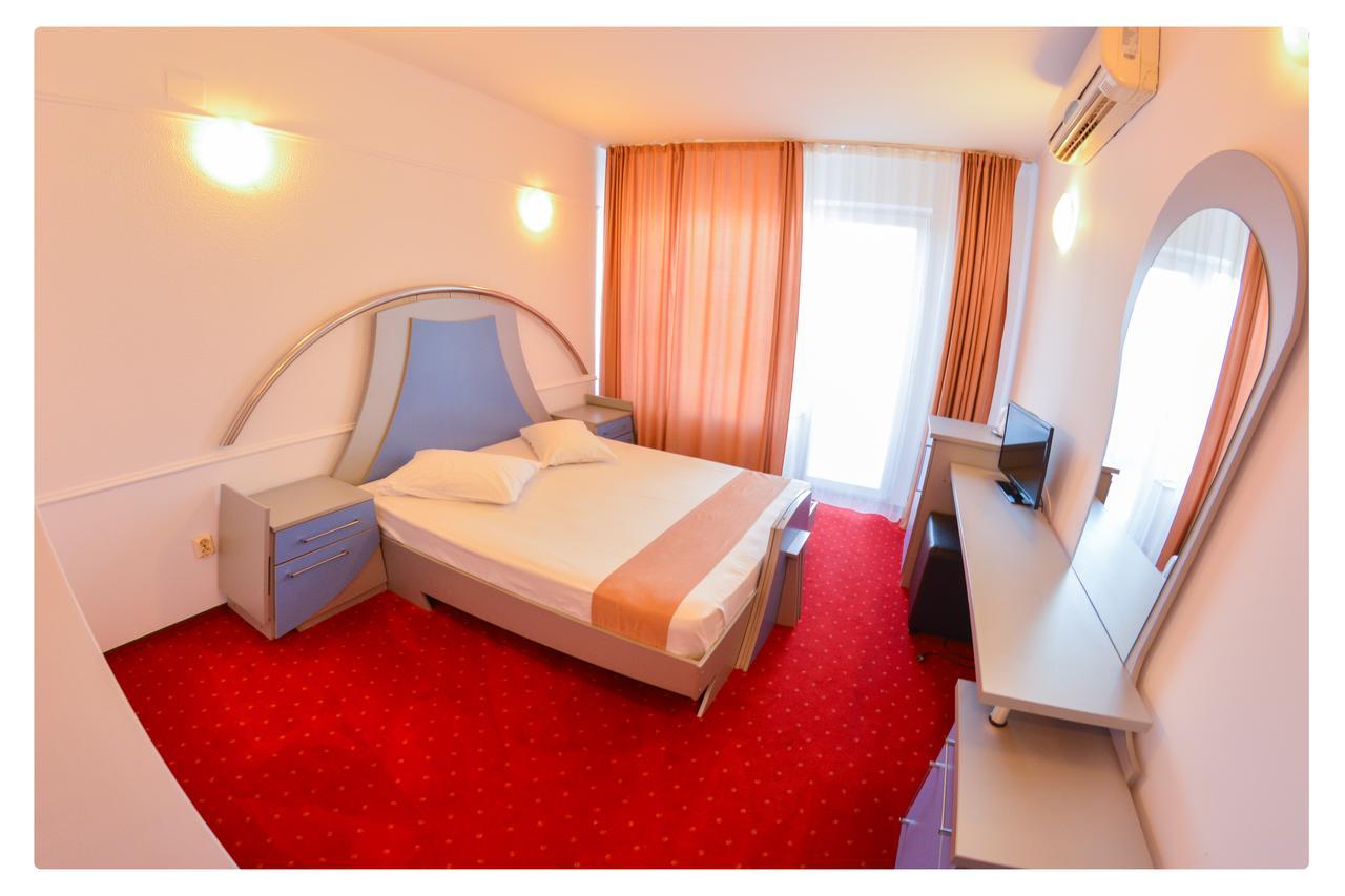 Pensiune Valentina Hotel Râmnicu Vâlcea Buitenkant foto