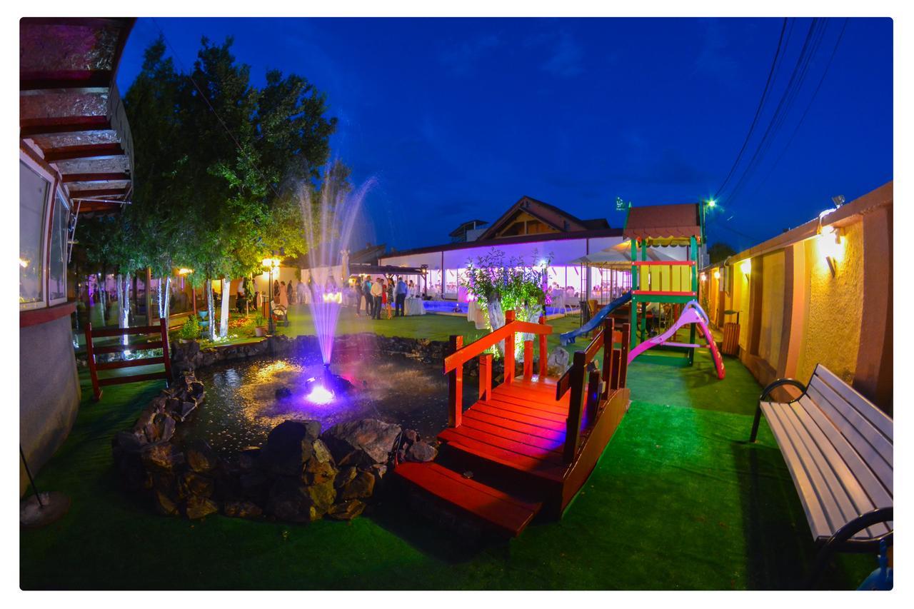 Pensiune Valentina Hotel Râmnicu Vâlcea Buitenkant foto